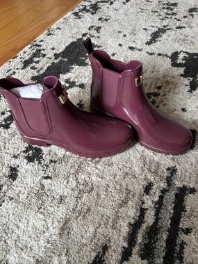 Michael Kors Burgundy Chelsea Rain Boots with Gold Accent
